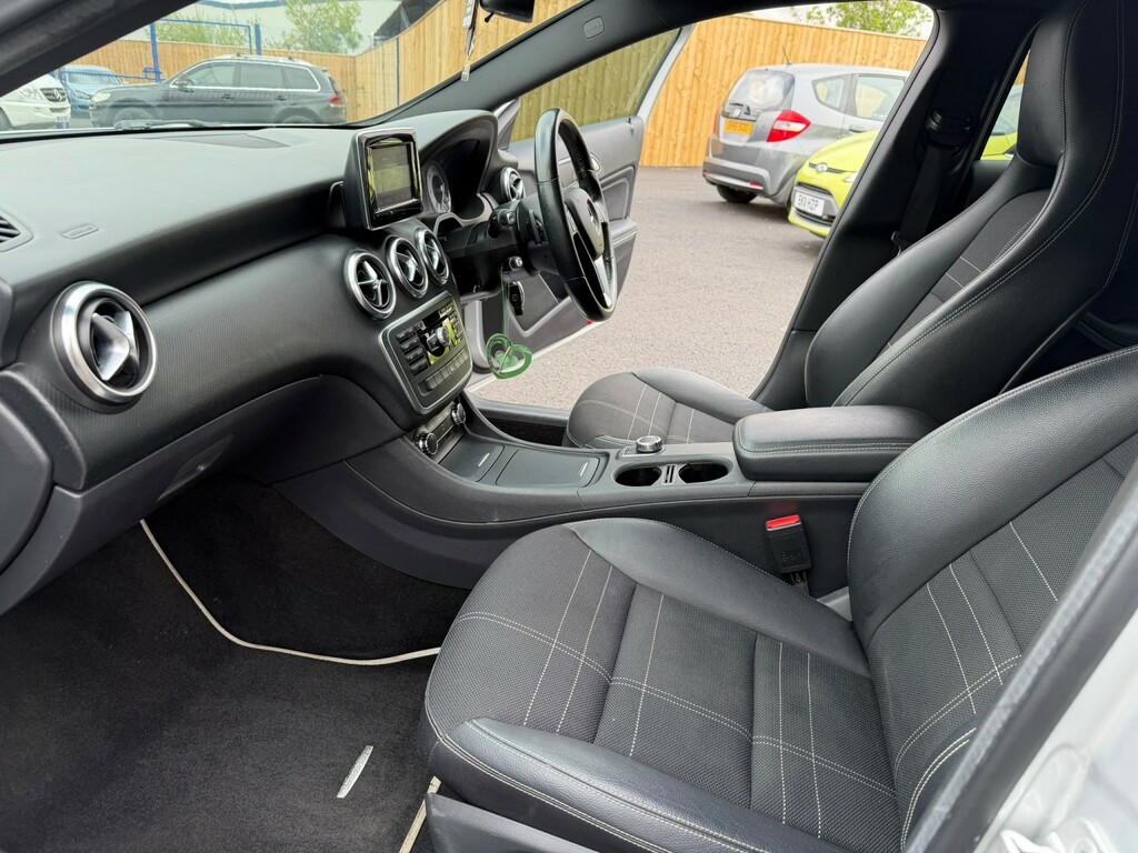 Mercedes-Benz A Class A180 Blueefficiency Sport Cdi White #45