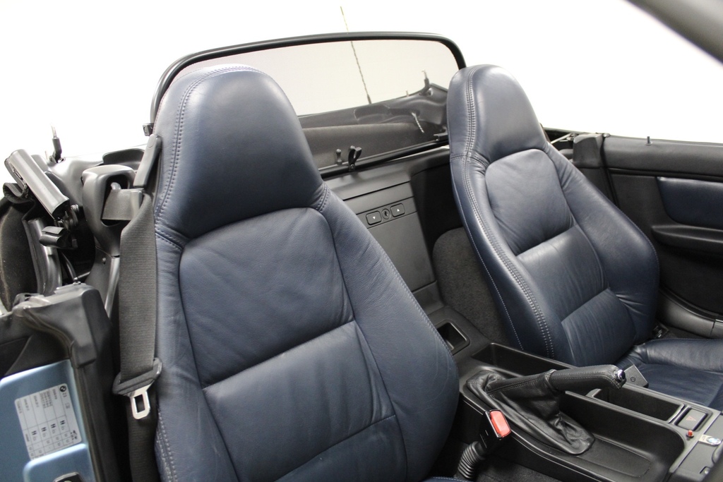 BMW Z3 1.9 2dr Black #14