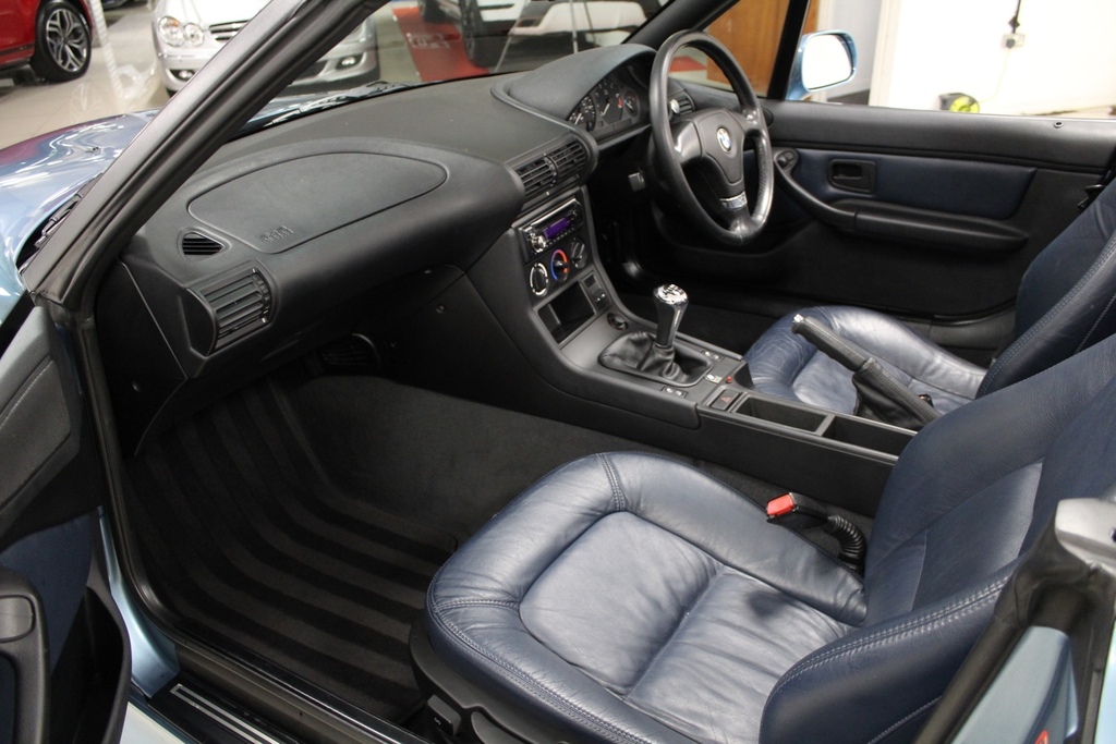 BMW Z3 1.9 2dr Blue #6