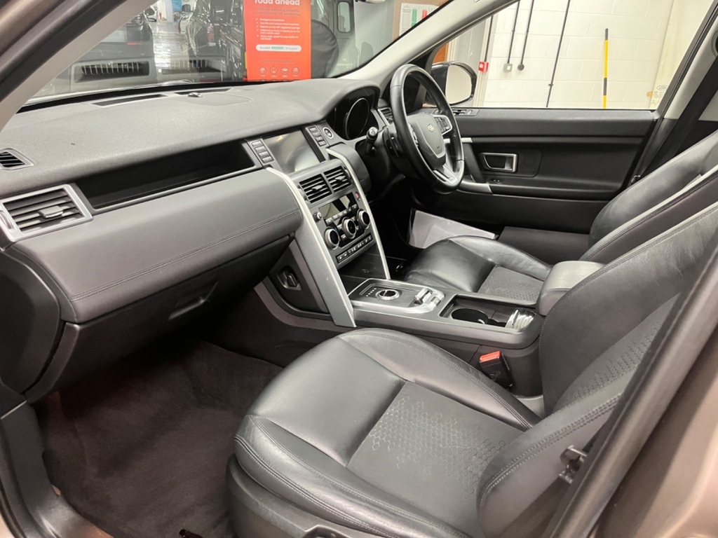 Land Rover Discovery Sport 2.0 Td4 180 Se Tech #6