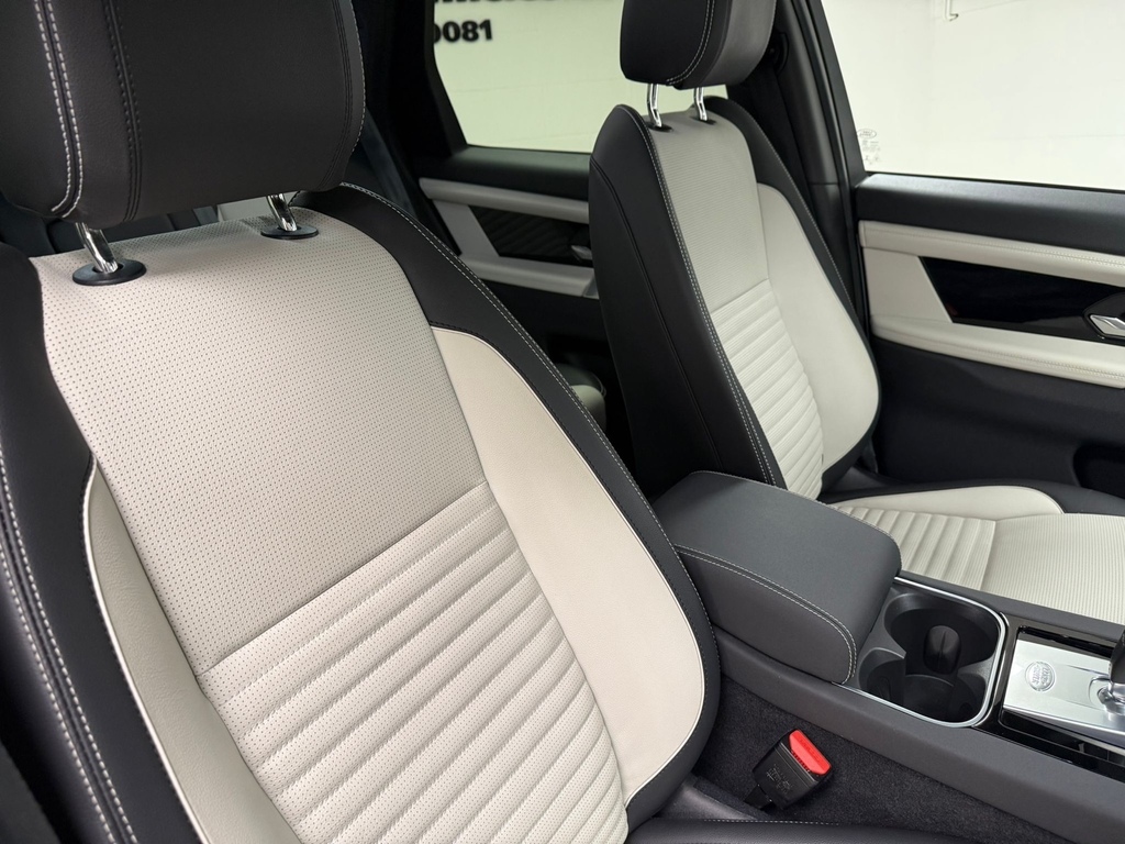 Land Rover Discovery Sport P300e R-dynamic Se Firenze Red Red #14