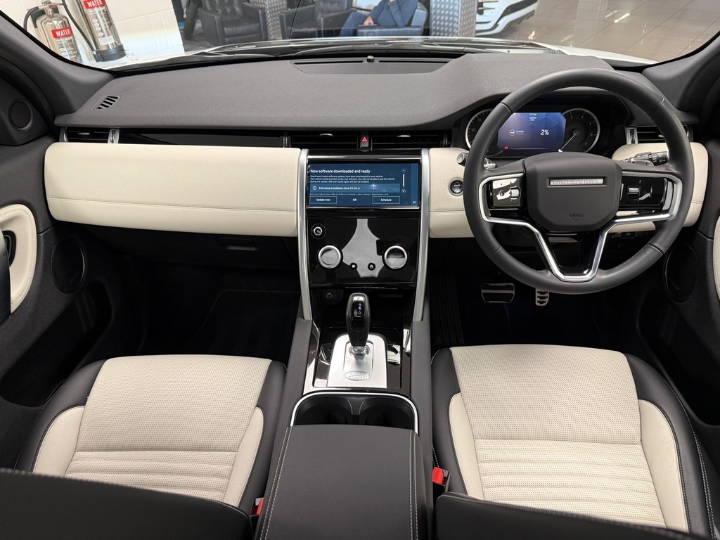 Land Rover Discovery Sport P300e R-dynamic Se Firenze Red Red #10