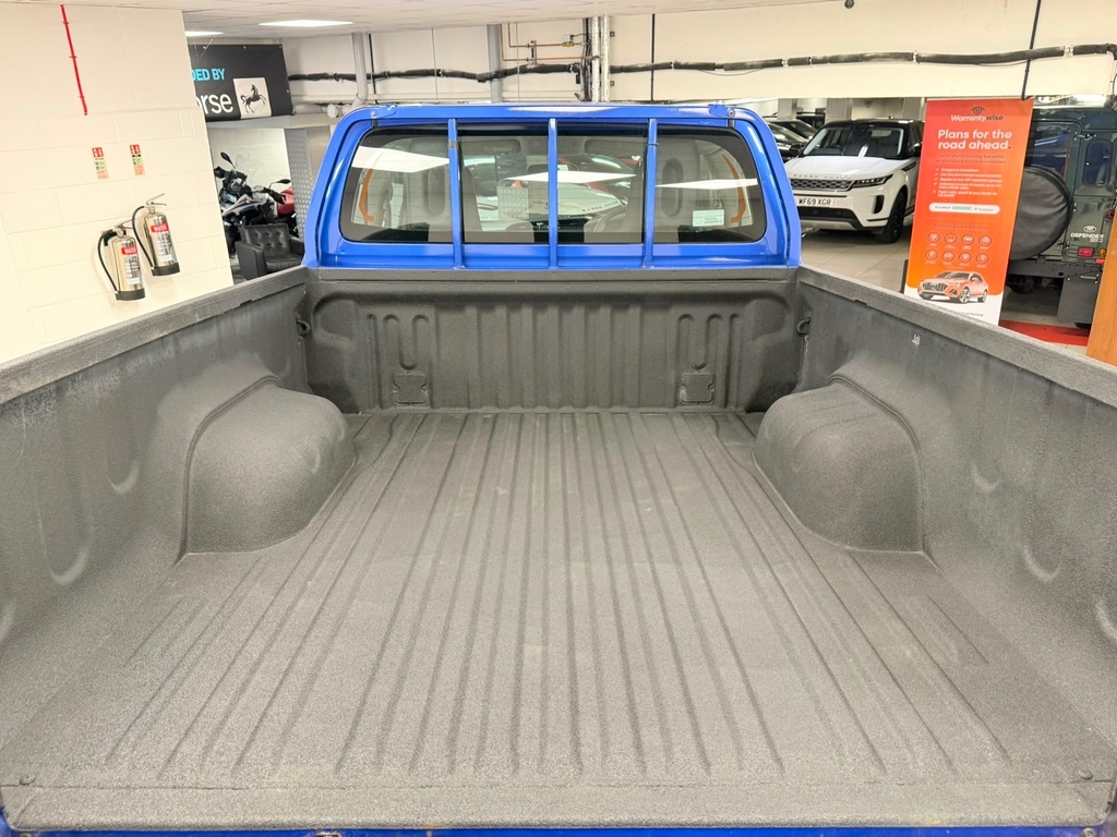 Toyota HILUX Pickup 2.4 D-4d Invincible X 4Wd Euro 6 Ss Grey #16