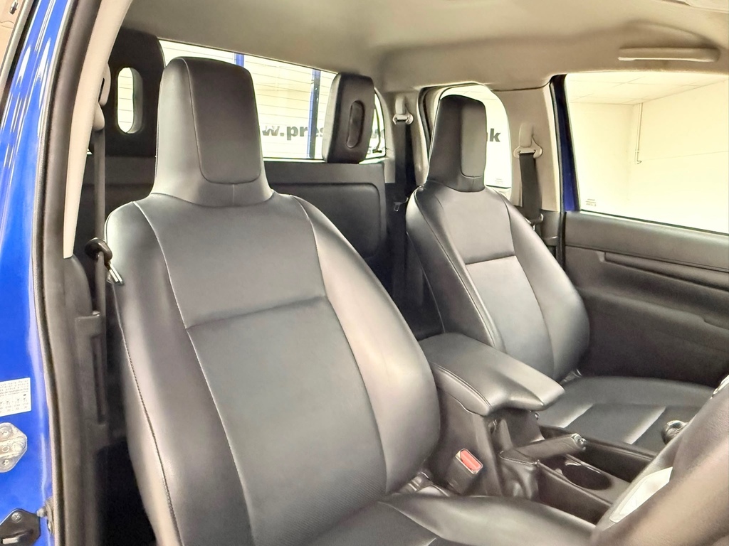 Toyota HILUX Pickup 2.4 D-4d Invincible X 4Wd Euro 6 Ss Grey #21