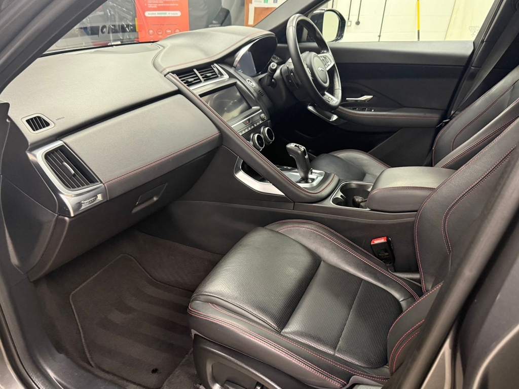 Jaguar E-Pace 2.0D 180 Chequered Flag Edition BN70UDJ Grey #6