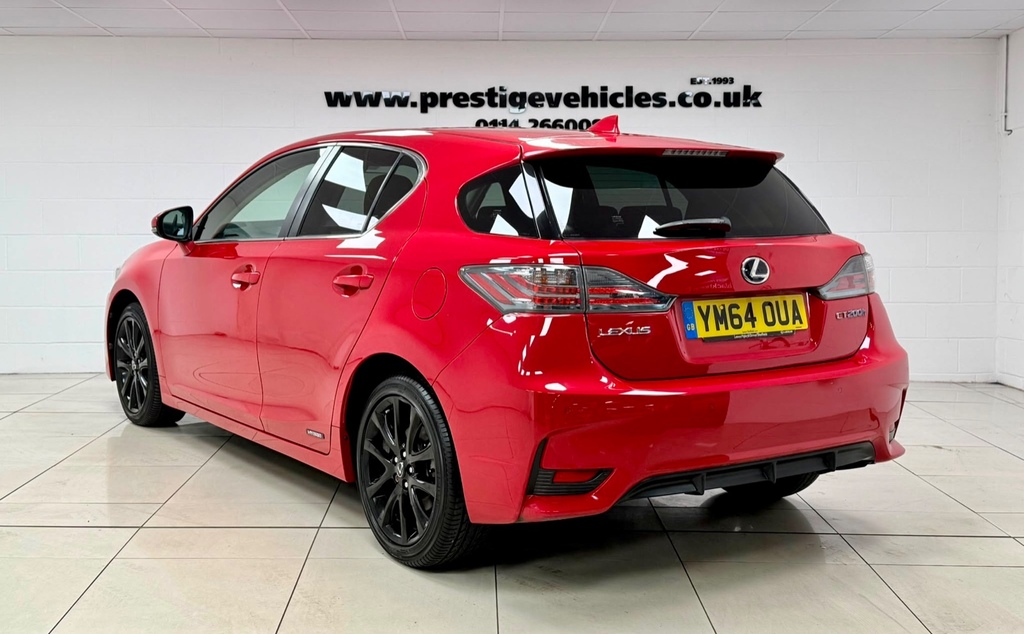 Lexus CT 200H 1.8 Advance Cvt Full Lexus History Red #3