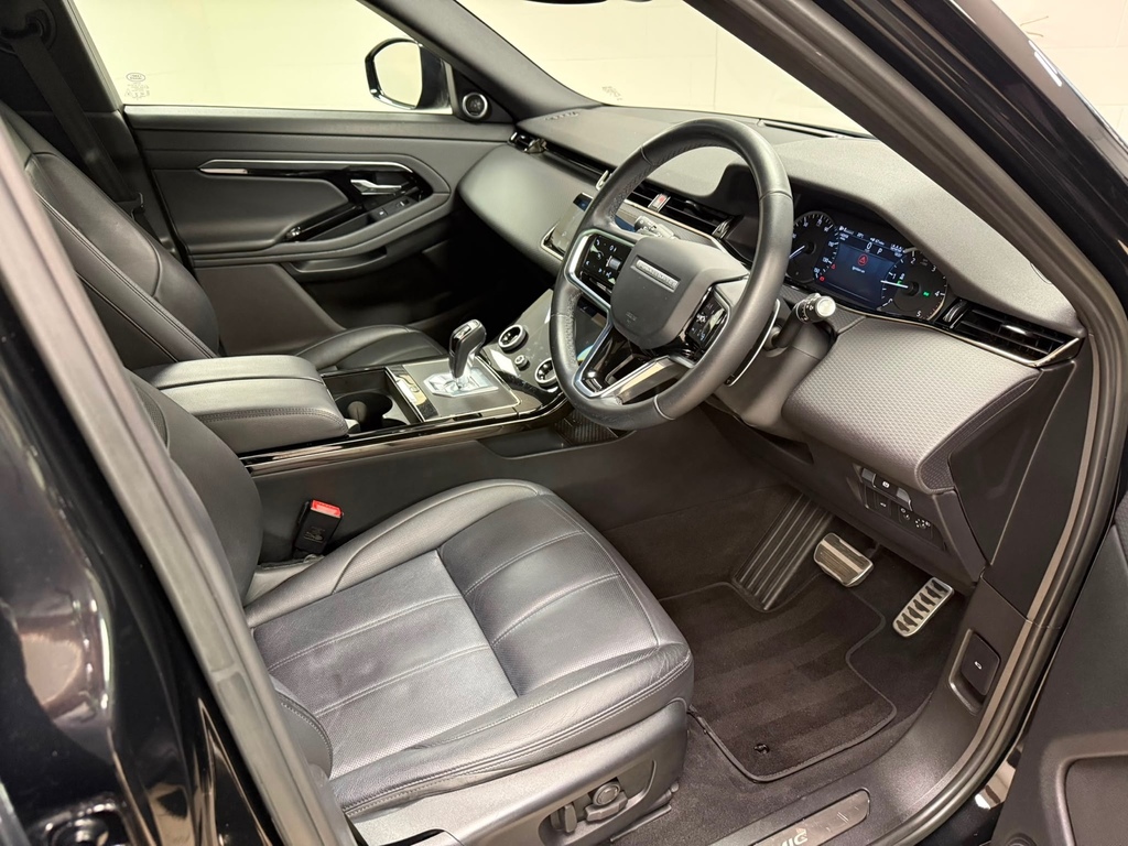 Land Rover Range Rover Evoque 2.0 D200 Evoque Edition Opening Sunroof- BP22CZH Black #2
