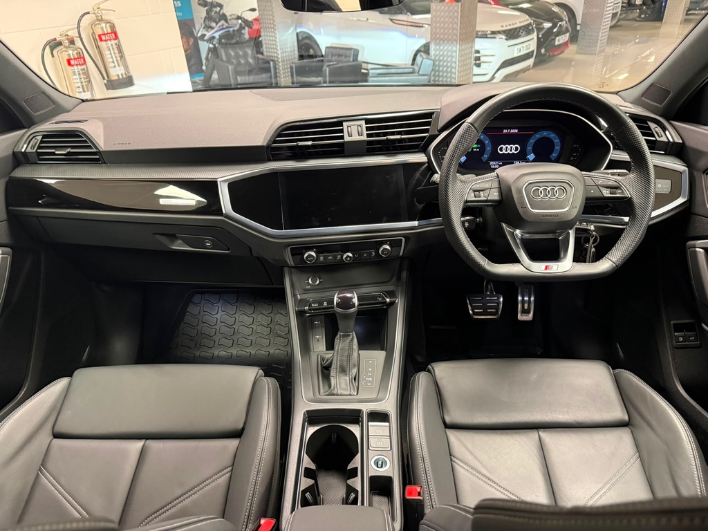 Audi Q3 35 Tfsi Black Edition S Tronic Tech Pack Black #10