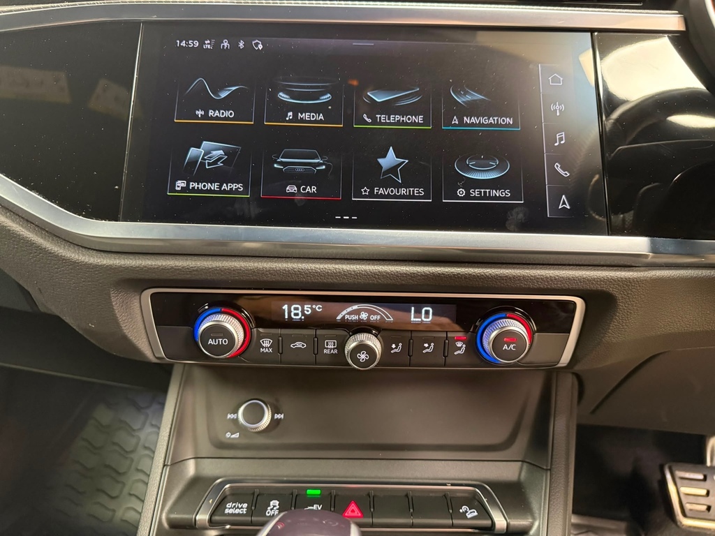 Audi Q3 35 Tfsi Black Edition S Tronic Tech Pack Black #27