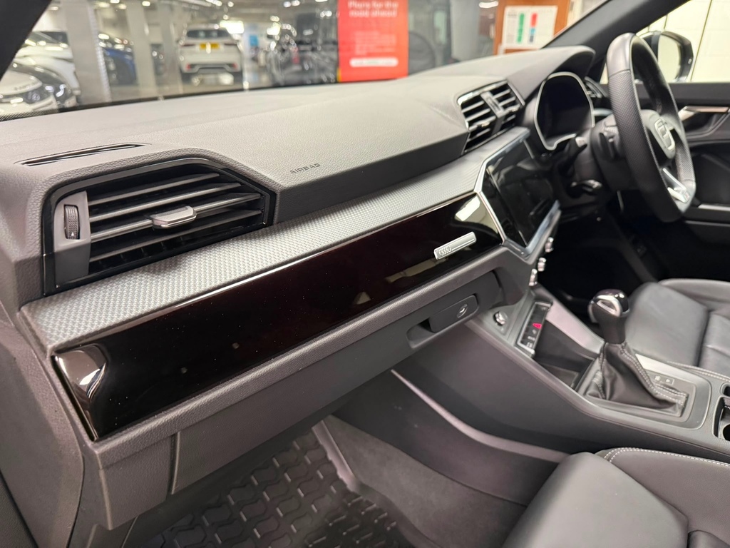 Audi Q3 35 Tfsi Black Edition S Tronic Tech Pack Black #15