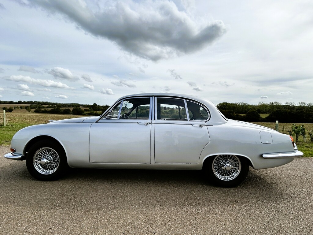 Jaguar S-Type Saloon 3.4 1967 Silver #4