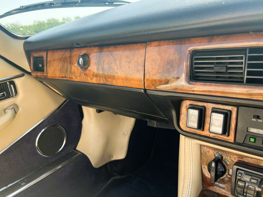 Jaguar XJS 3.6 Red #21