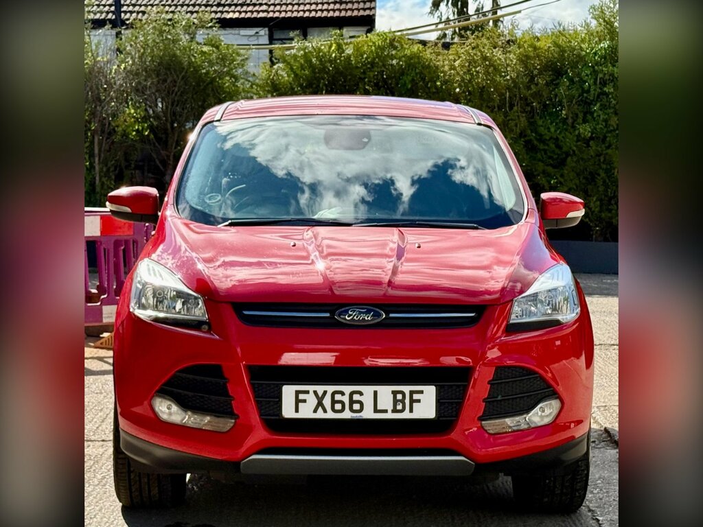 Ford Kuga 1.5T Ecoboost Zetec Euro 6 Ss Red
