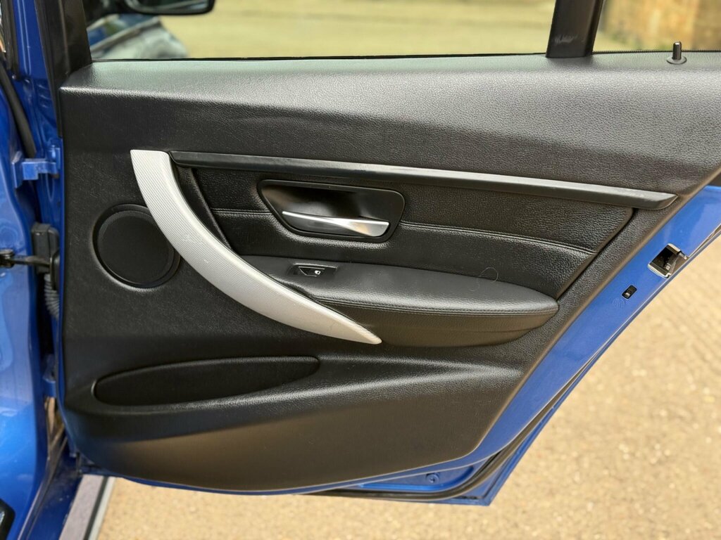 BMW 3 Series 320D M Sport Touring 1,995 cc Blue #40