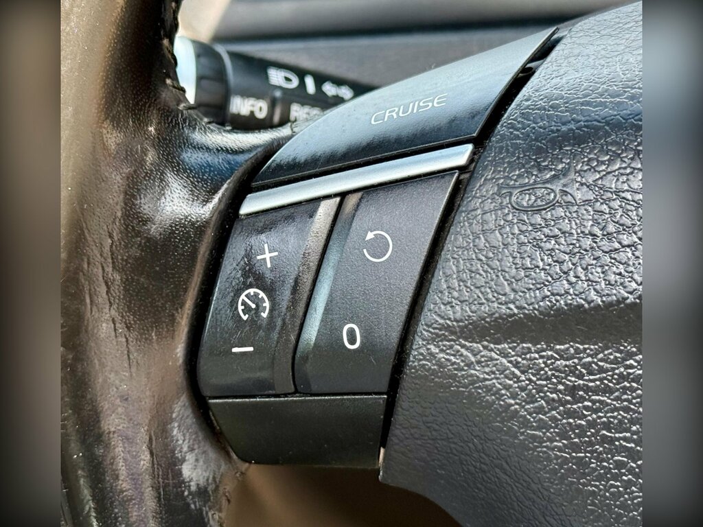 Volvo XC90 2.4 D5 R-design Nav Geartronic 4Wd Euro 5 Silver #42