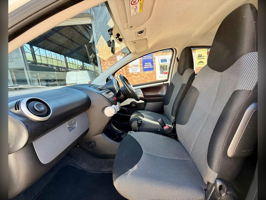 Toyota Aygo 1.0 Vvt-i Move Multimode Euro 5 White #6