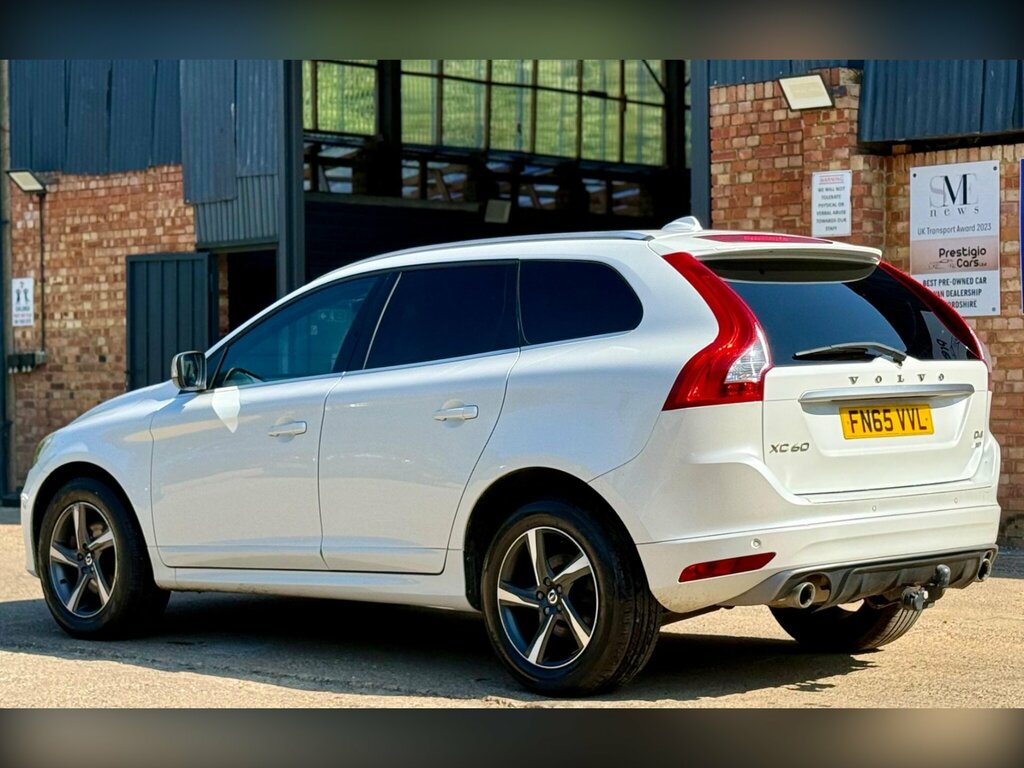 Volvo XC60 2.4 D4 R-design Lux Nav Awd Euro 6 Ss White #5