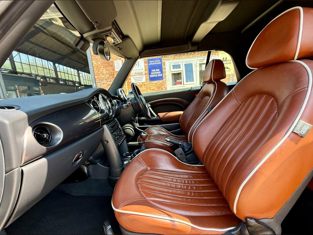 Mini Convertible White #13