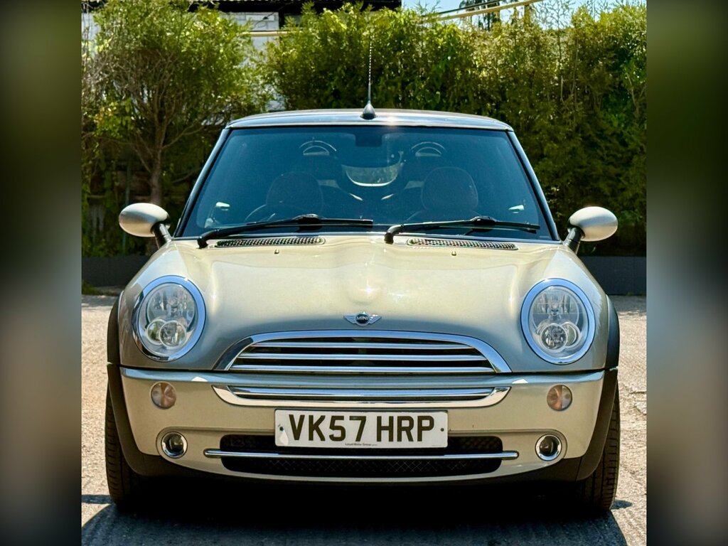 Mini Convertible White #2