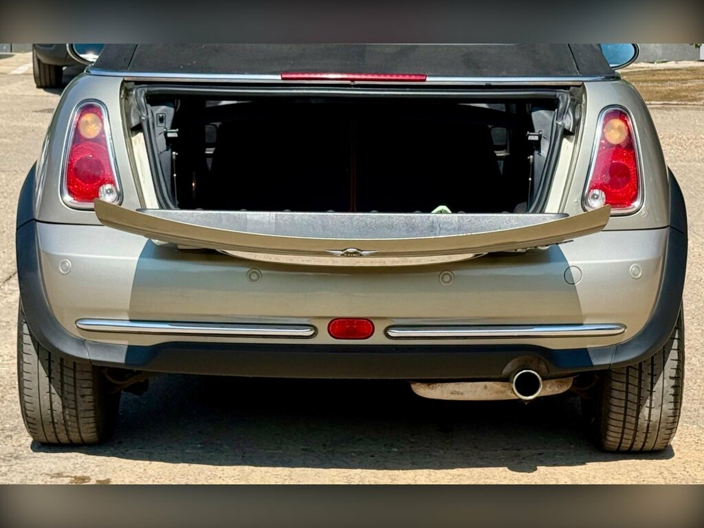 Mini Convertible White #16