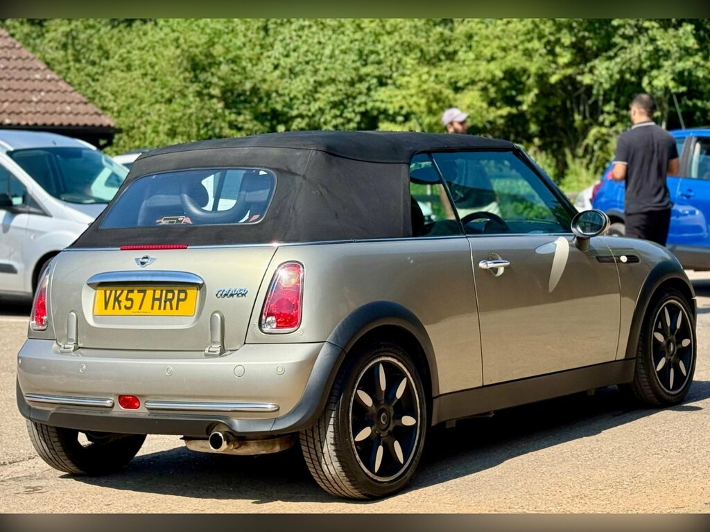Mini Convertible White #6
