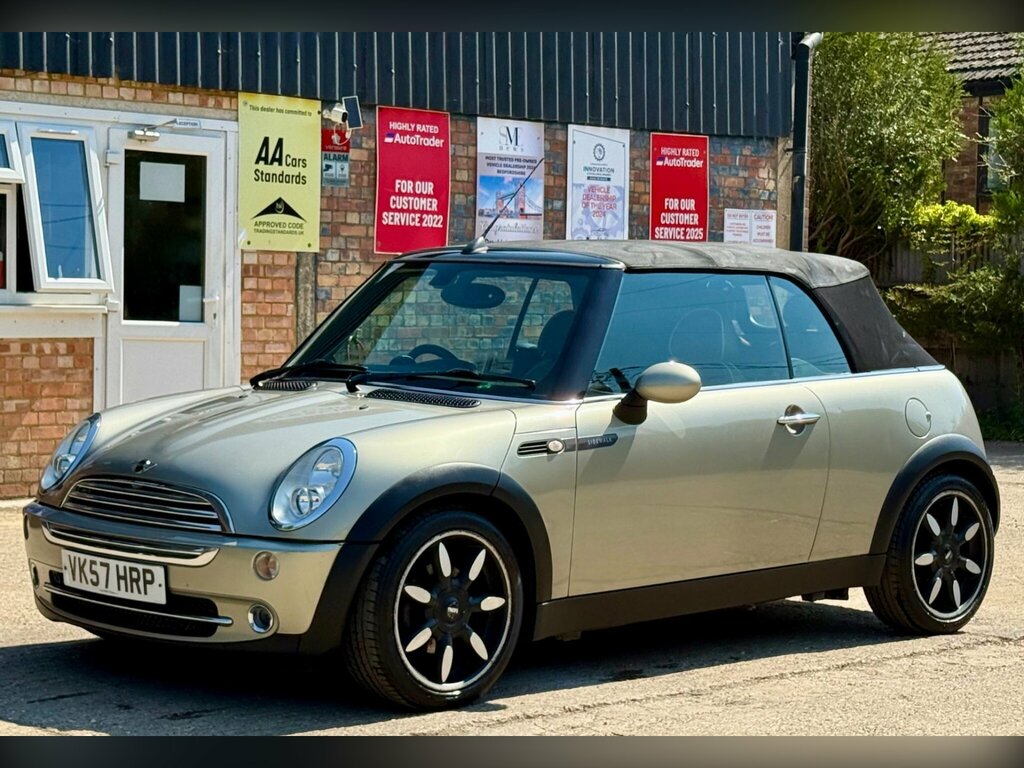 Mini Convertible White #3
