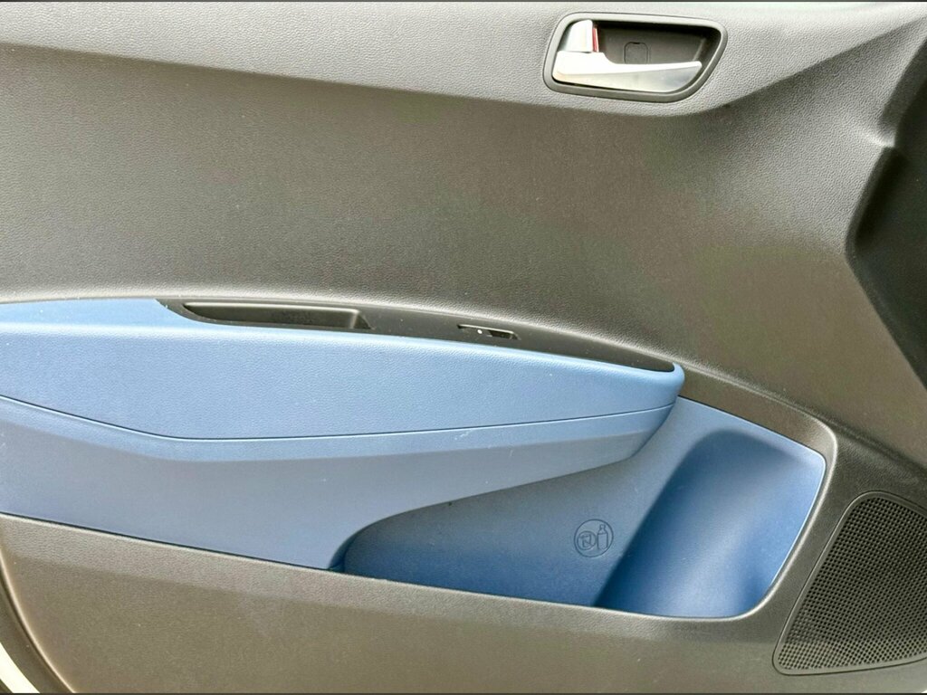 Hyundai I10 Blue #14