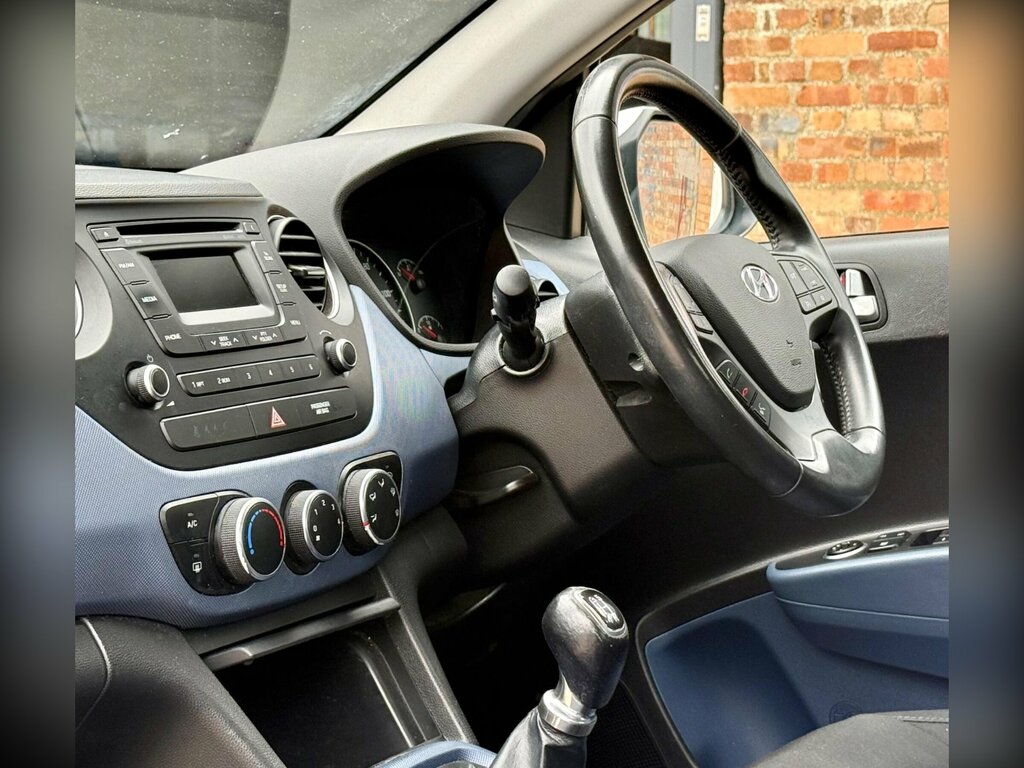 Hyundai I10 Blue #12