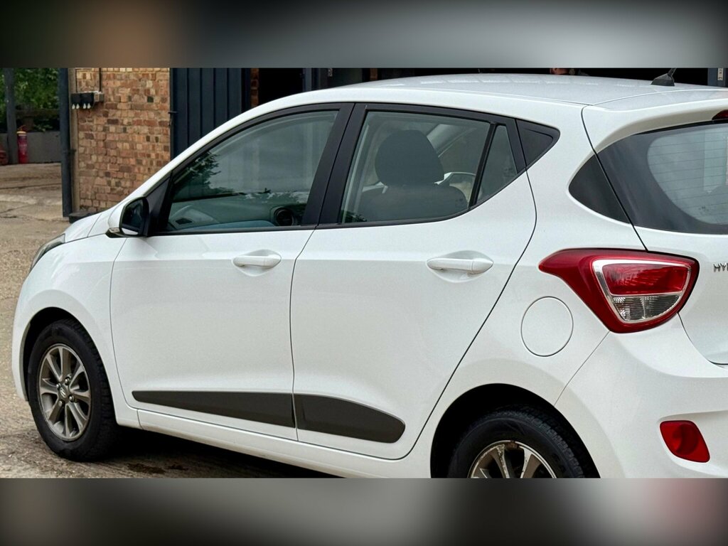 Hyundai I10 Blue #30