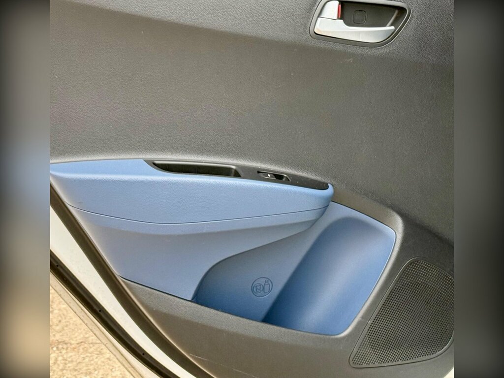 Hyundai I10 Blue #17