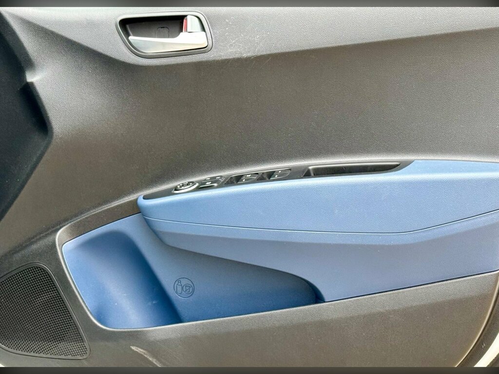 Hyundai I10 Blue #11