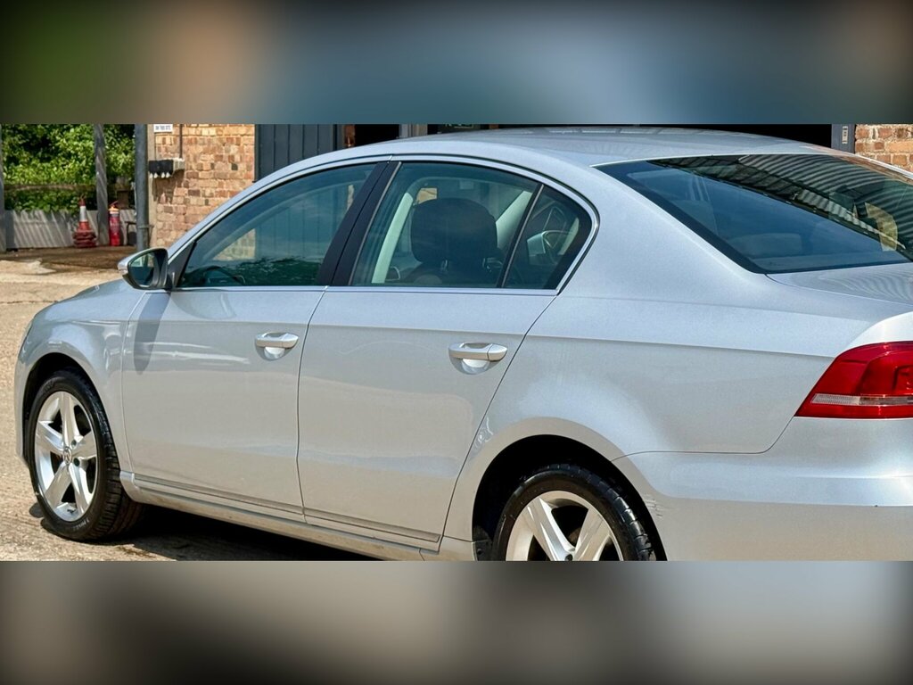 Volkswagen Passat  Grey #29