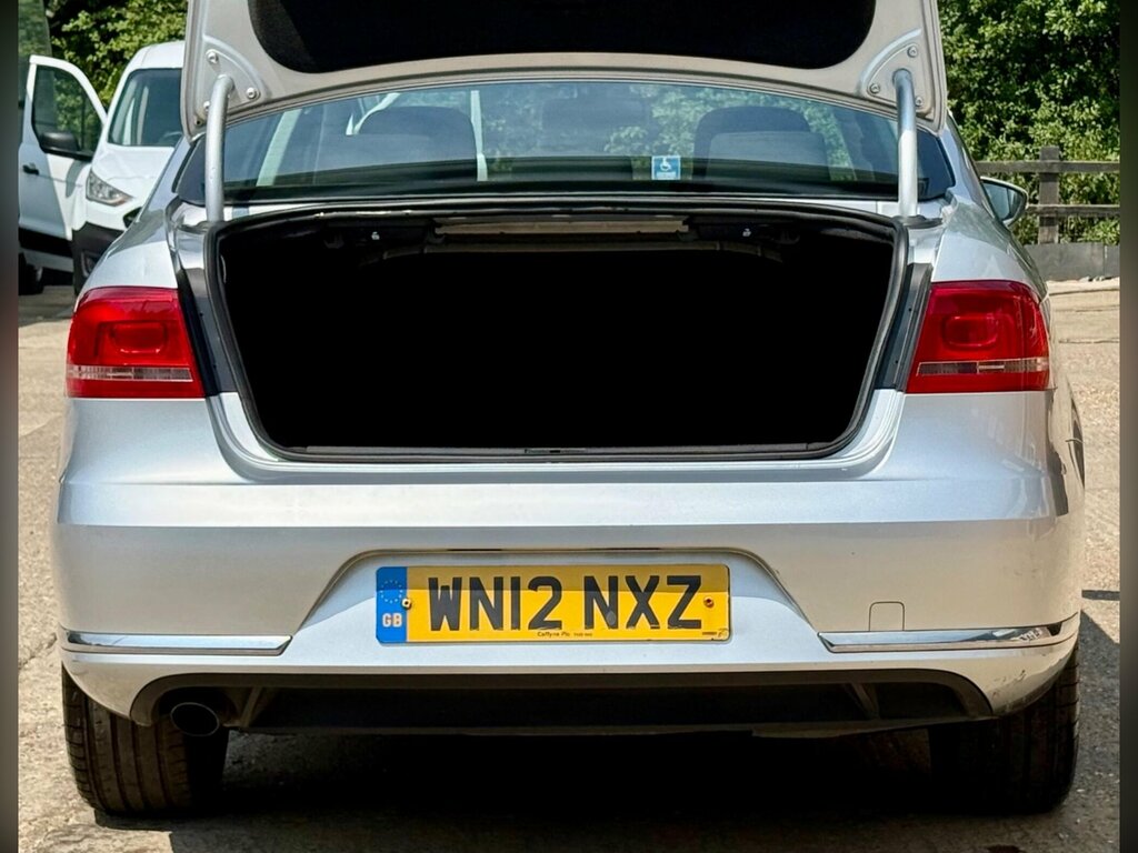 Volkswagen Passat  Grey #20