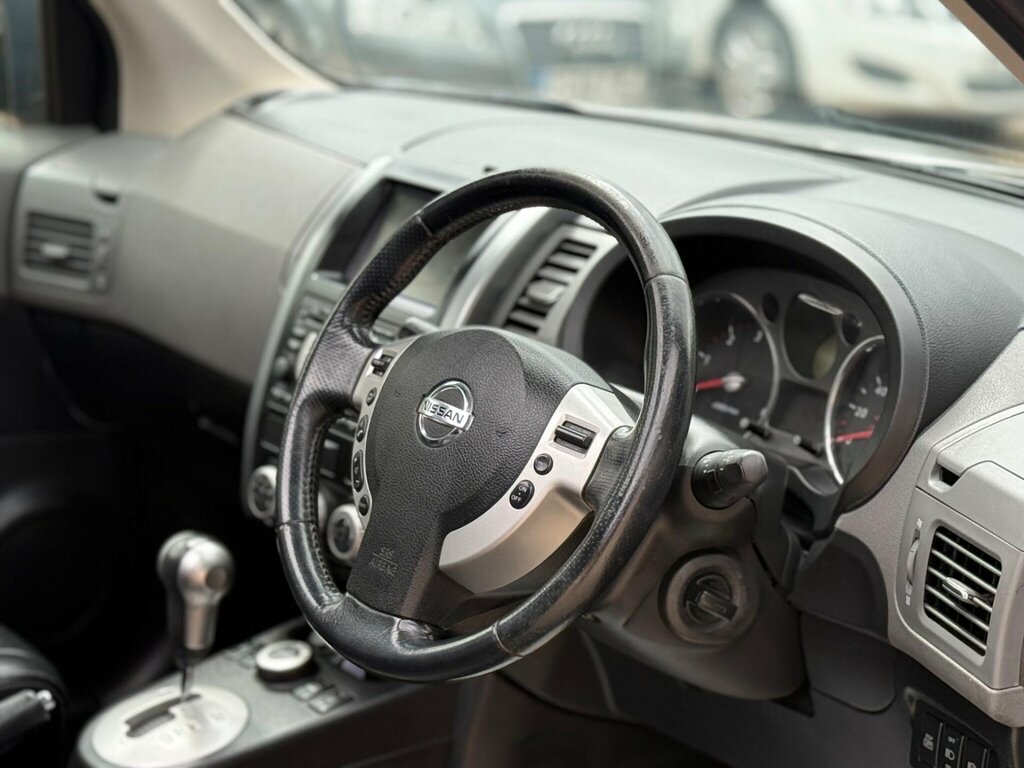 Nissan X-Trail Black #9