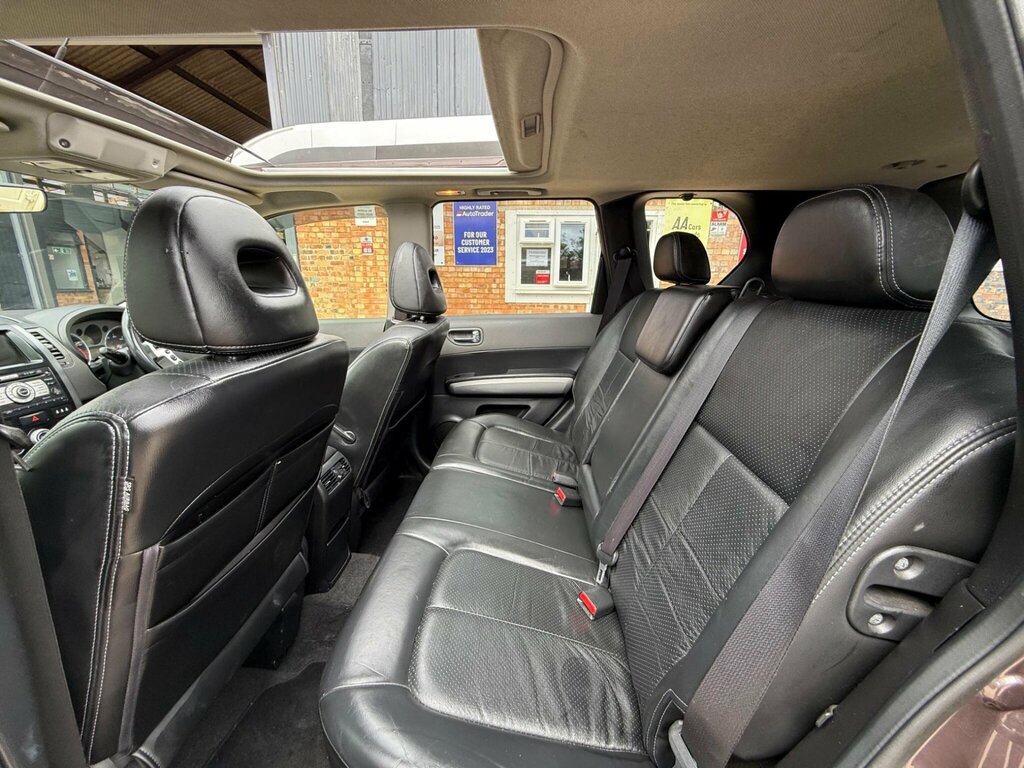 Nissan X-Trail Black #12