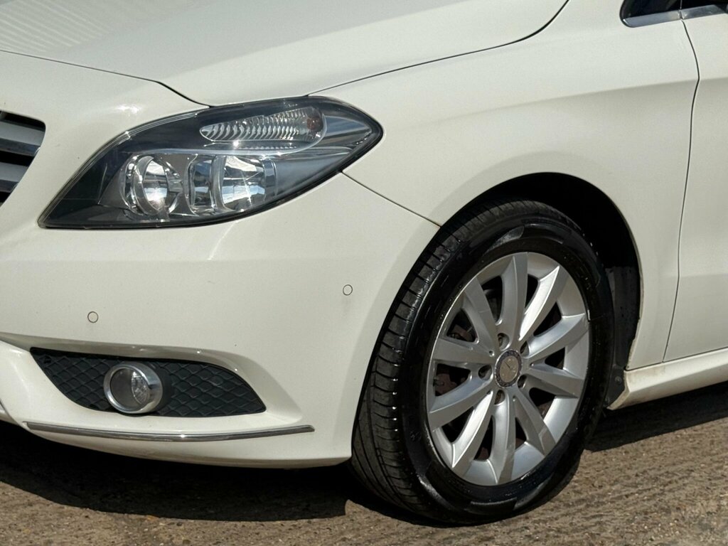 Mercedes-Benz B Class B180 Cdi Blueefficiency Se Black #20