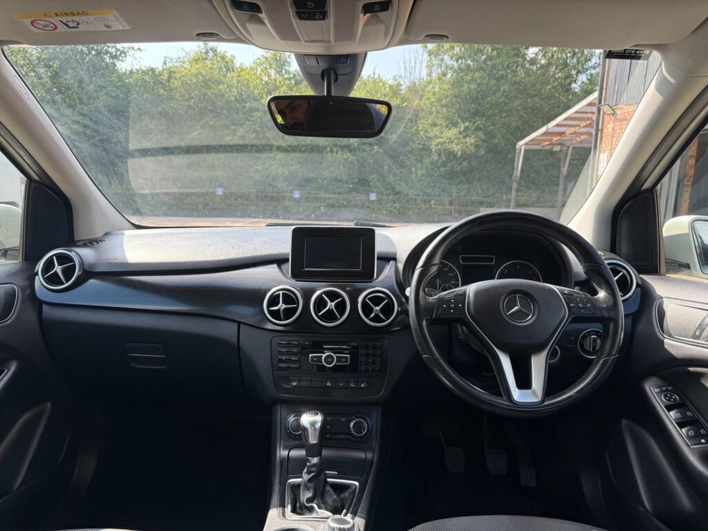 Mercedes-Benz B Class B180 Cdi Blueefficiency Se Black #14