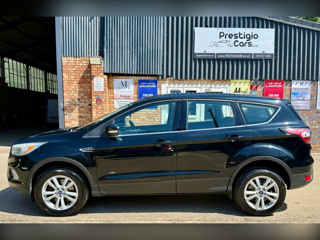 Ford Kuga 1.5T Ecoboost Zetec Awd Euro 6 Ss SB17JDJ Black #4