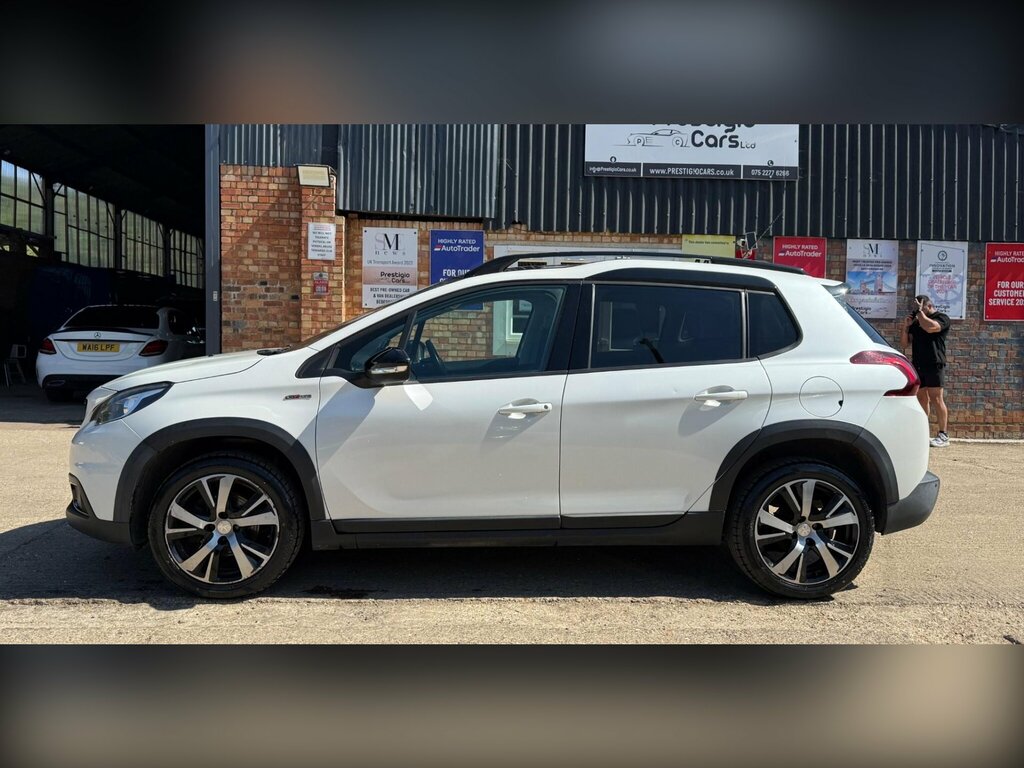 Peugeot 2008 1.2 Puretech Gt Line Euro 6 Ss MT18HXR White #4