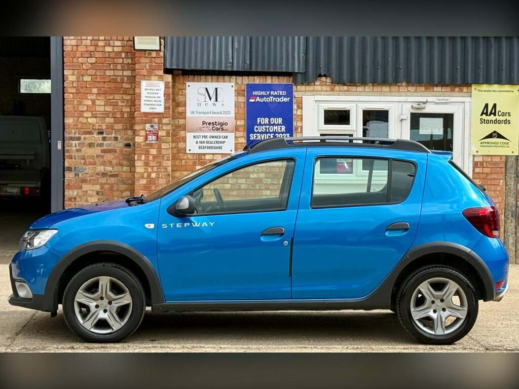Dacia Sandero Stepway 0.9 Tce Laureate Euro 6 Ss SJ67EZD Blue #3