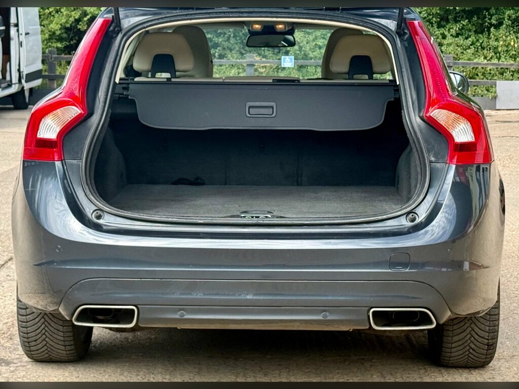 Volvo V60 2.0 D4 R-design Lux Nav 178 Bhp Grey #14