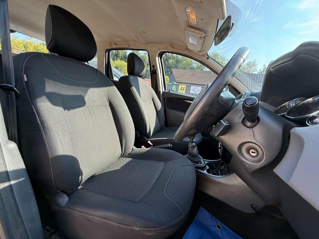 Dacia Duster 4X4 1.5 Dci Ambiance 4Wd Euro 5 201414 Grey #9