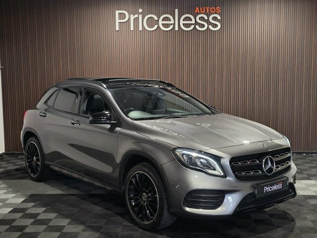 Mercedes-Benz GLA Class 1.6 Gla200 Amg Line Edition Plus Suv CY69BHK Black #4