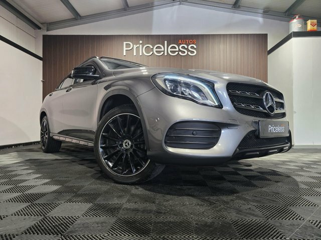 Mercedes-Benz GLA Class 1.6 Gla200 Amg Line Edition Plus Suv CY69BHK Black #3