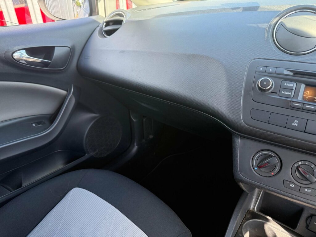 Seat Ibiza 1.4 Toca Sport Coupe Euro 5 White #36