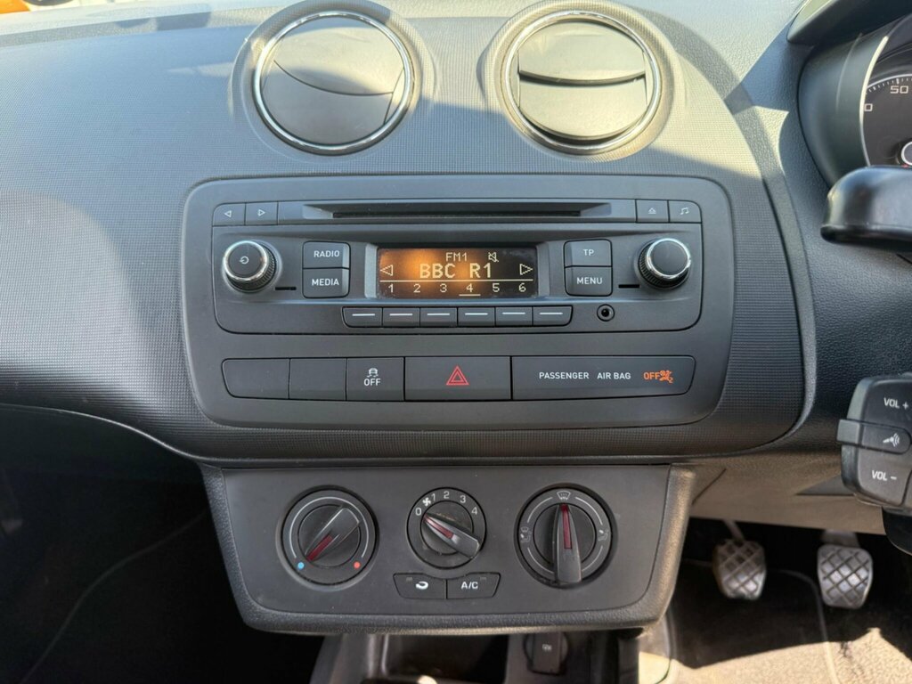 Seat Ibiza 1.4 Toca Sport Coupe Euro 5 White #33