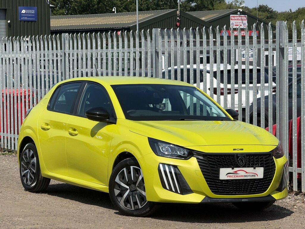 Peugeot 208 1.2 Puretech Active Euro 6 Ss Yellow #2