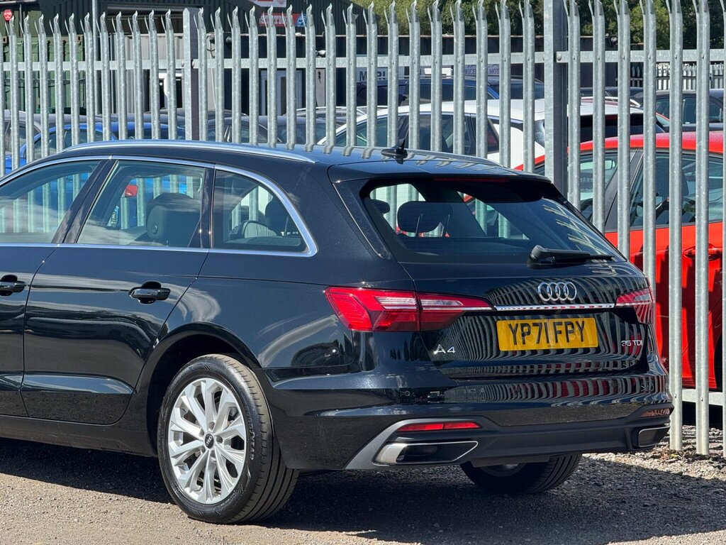 Audi A4 Avant 35 Tfsi Black Edition S Tronic White #14