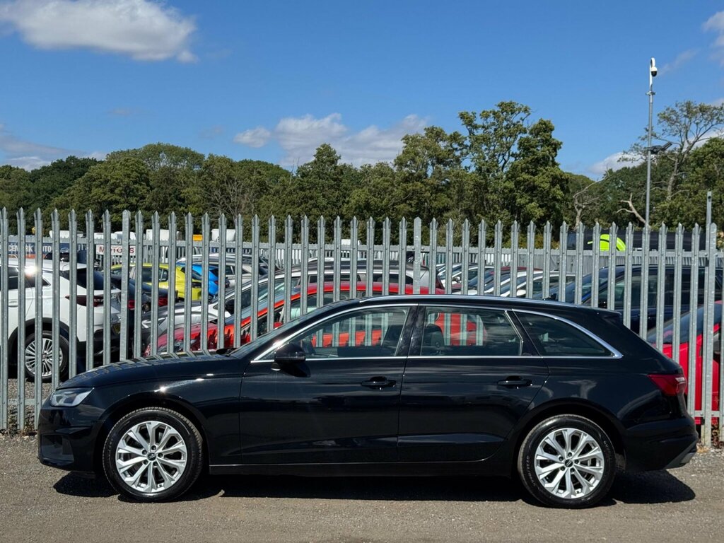 Audi A4 Avant 35 Tfsi Black Edition S Tronic White #11