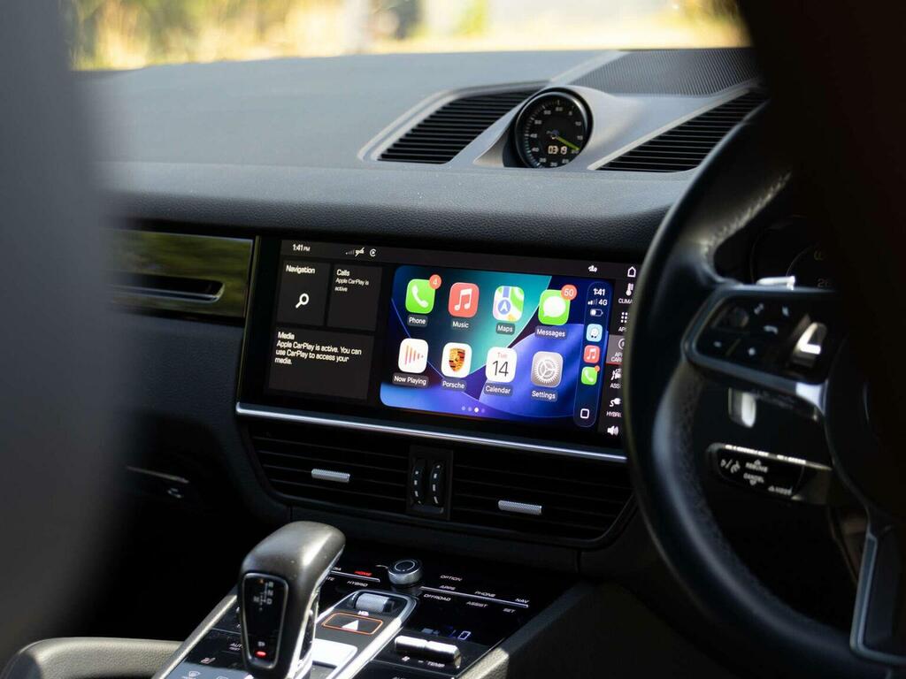 Porsche Cayenne Suv Black #35